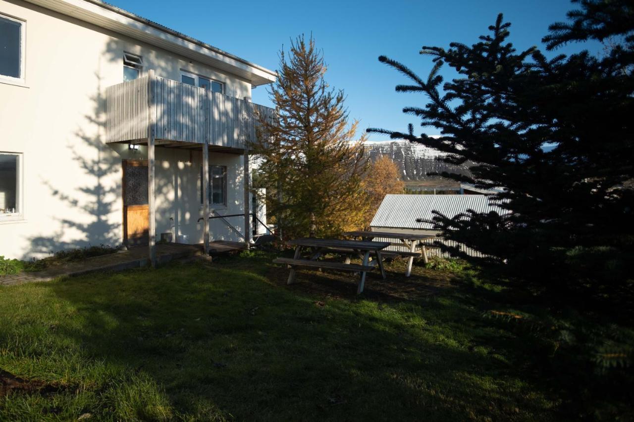 Thingeyri The Guesthouse By The Fjord מראה חיצוני תמונה