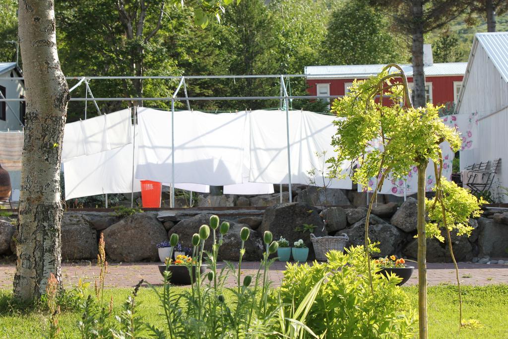 Thingeyri The Guesthouse By The Fjord מראה חיצוני תמונה