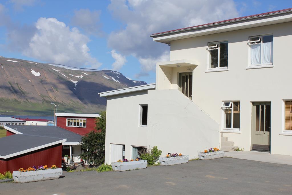 Thingeyri The Guesthouse By The Fjord מראה חיצוני תמונה